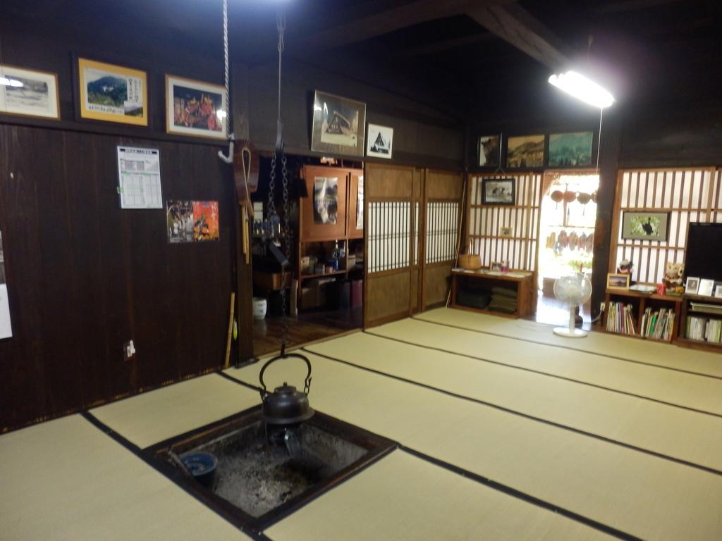 Hotel Minshuku Yomoshirou Nanto Exterior foto