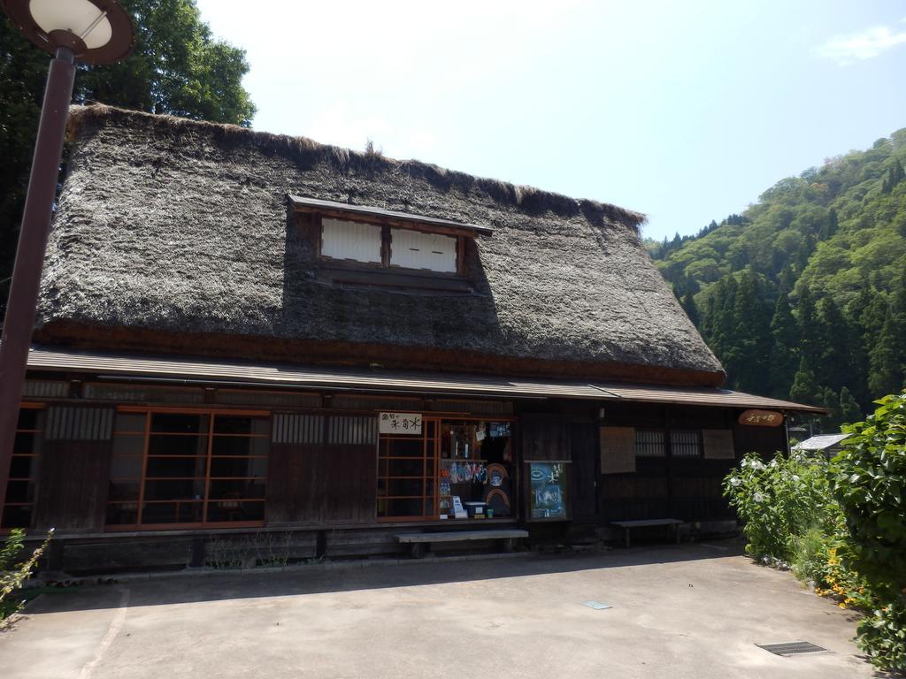 Hotel Minshuku Yomoshirou Nanto Exterior foto