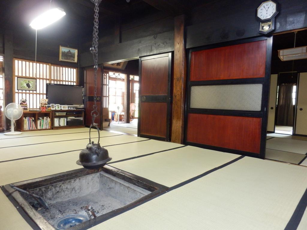 Hotel Minshuku Yomoshirou Nanto Exterior foto
